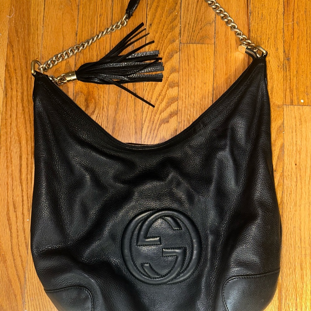 Gucci Black Leather Shoulder Bag with Gold Chain
